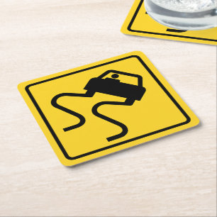 Slippery Road vid Blöt Underlägg Papper Kvadrat