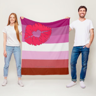 SlipperyJoe läppstift lesbisk stolthet flagga femi Fleecefilt