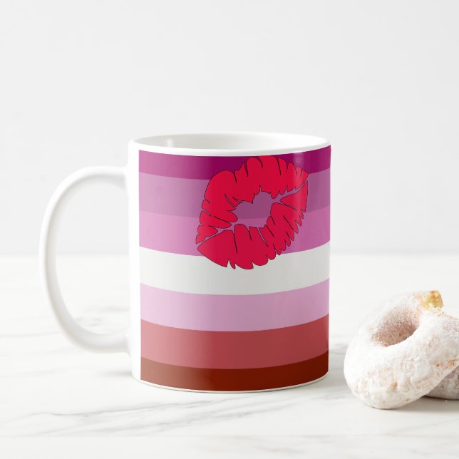 SlipperyJoe läppstift lesbisk stolthet flagga femi Kaffemugg (Med munk)