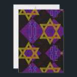 SlipperyJoe's Hanukkah-tema bild gyllengul  Julkort<br><div class="desc">SlipperyJoe's Hanukkah-tema bild gyllengul Davidstjärna blå ljus med orange lågor Menorah-inspirerad konst presentidé Judisk identitet andlighet högtid retro djärv symmetrisk mönster diamantformad rutnät bakgrund blandar tradition och livfull design lila svart schackbräde effekt Hebreisk religiös firande</div>