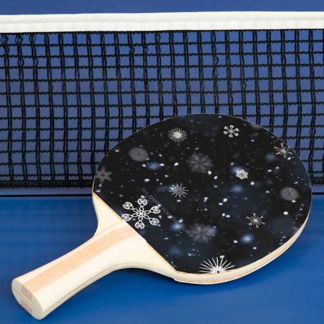 SlipperyJoes julvinter magiska fredliga vid Pingisracket (Insitu)