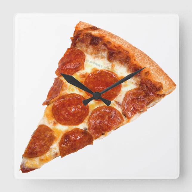 SlipperyJoe's klassiska pepperoni-pizzabagesegment Fyrkantig Klocka (Framsida)