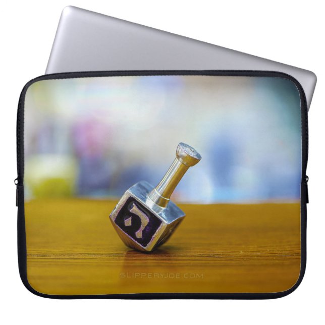 SlipperyJoes Lycklig Hanukkah, fyrsidig spinning t Laptop Fodral (Framsidan)