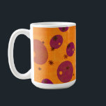 SlipperyJoe's Lycklig Hanukkah Jewish Hebrew-jelly Kaffemugg<br><div class="desc">SlipperyJoe's Lycklig Hanukkah Jewish Hebrew geléfylld munnötsrepresentation Chanukah ger dekorationer Judaism religion små asteriskliknande symboler konstnärlig orange av lila ovala former av lekfull arrangemang konstnärlig abstrakt mönster ljus bakgrund</div>