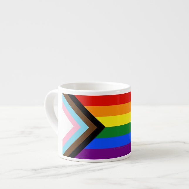 SlipperyJoe's Progress Pride Flag sex klassiska ho Espressomugg (Framsida vänster)