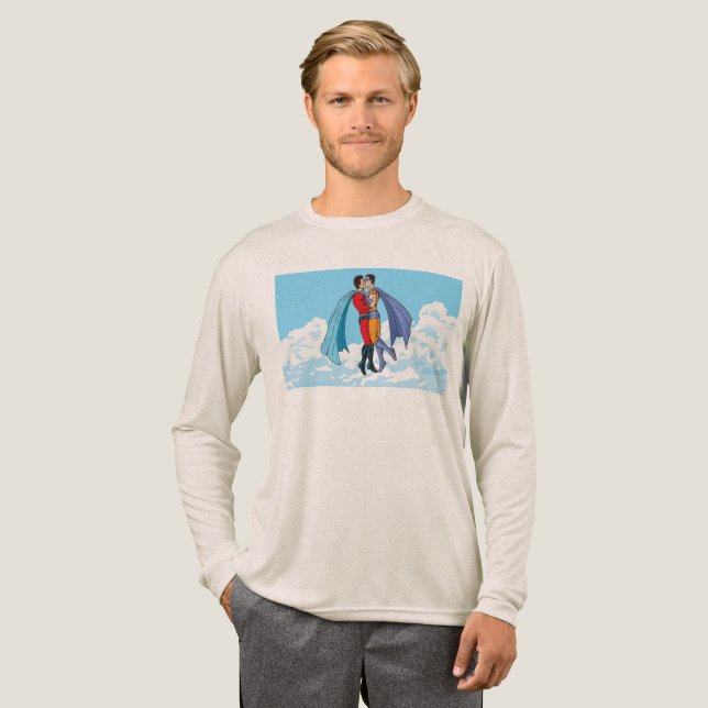 SlipperyJoes två superhjältar kysser flygande cart T Shirt (Hel framsida)