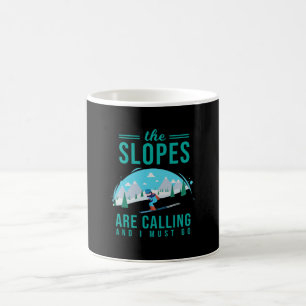 Slopes kallar Skierskidåkningsnowboarden Kaffemugg