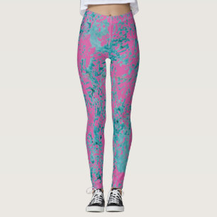 Slösa struktur överst av en rosa fast färg leggings