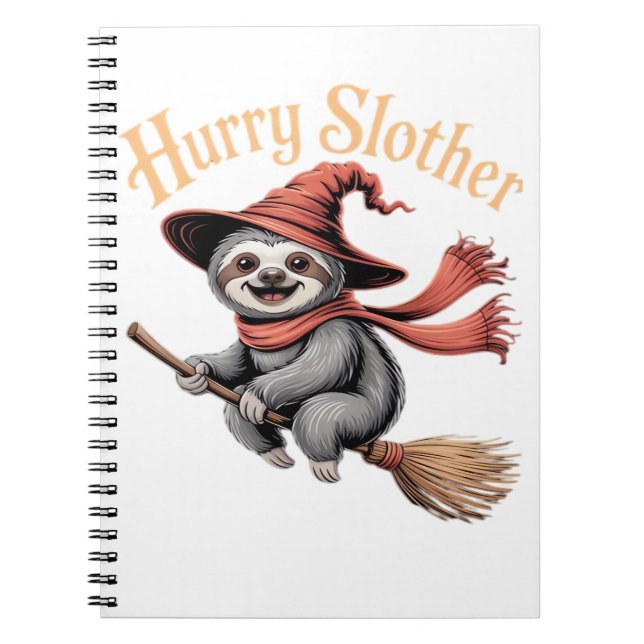 Sloth Cute Halloween Witch Funny Essential T-Shirt Anteckningsbok (Framsidan)