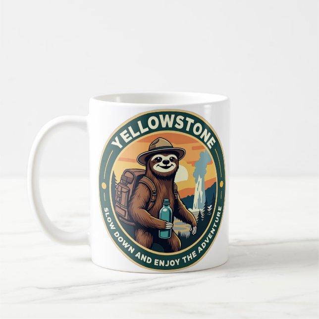 Sloth Slow Down Äventyr Yellowstone Kaffemugg (Vänster)