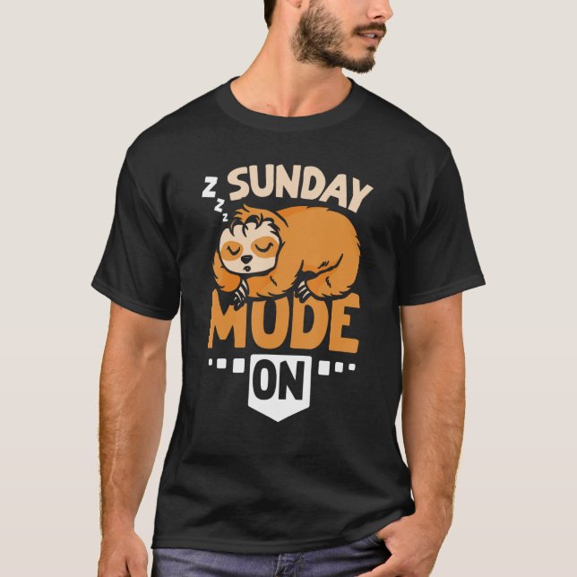 Sloth söndag, läge på t shirt (Framsida)