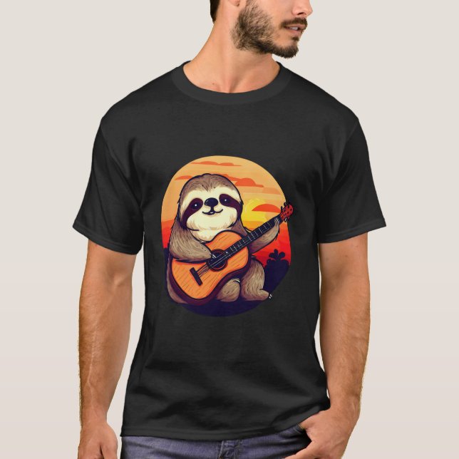 Sloth spelar gitar på Serene Melody T Shirt (Framsida)