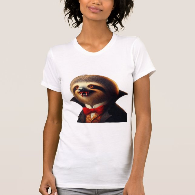 Sloth Vampire Classic T-Shirt (Framsida)