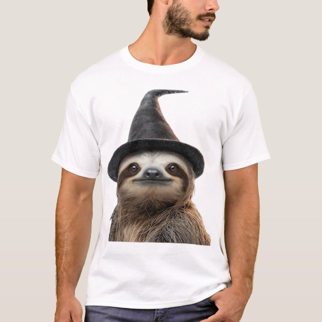 Sloth Wearing Halloween Witch Hat Classic T-Shirt (Framsida)
