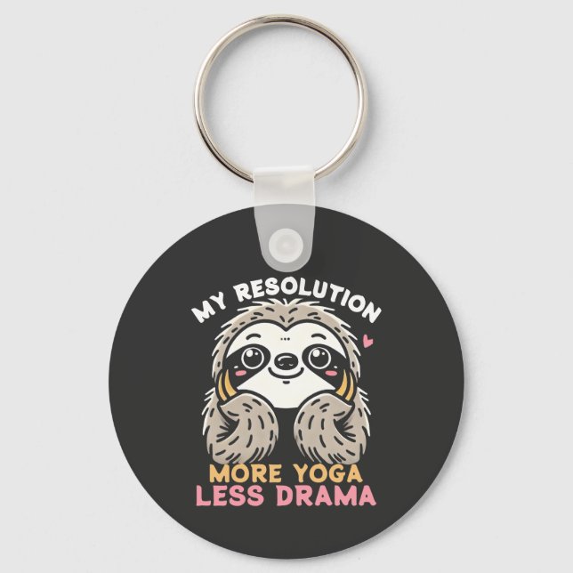 Sloth Yoga Keychain - more Yoga Less Drama Nyckelring (Framsida)