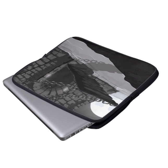 Slott Laptop Fodral (Framre botten)