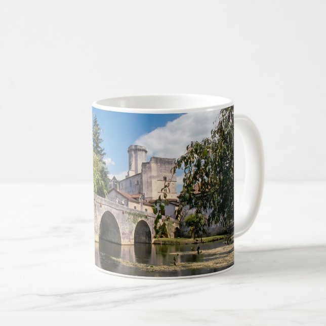 Slottet Bourdeilles och stenbron, Frankrike Kaffemugg (Framsida höger)