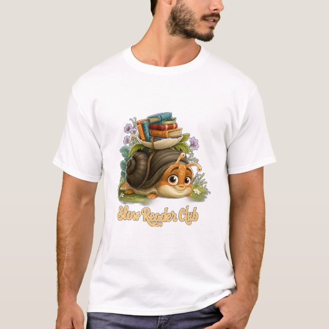 Slow Reader Club Söt Snigel Med Böcker T Shirt (Framsida)