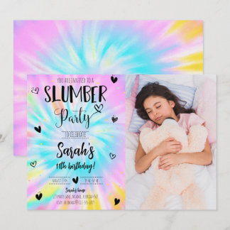 Slumber Girl Tie Dye Födelsedagsfest Photo Inbjudningar