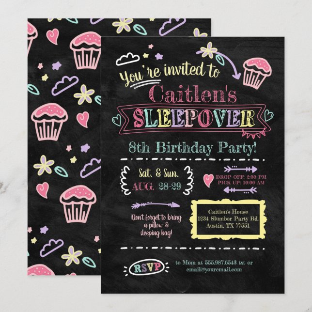 Slumber Party Sleepover Birthday Chalkboard Doodle Inbjudningar (Fram/baksida)