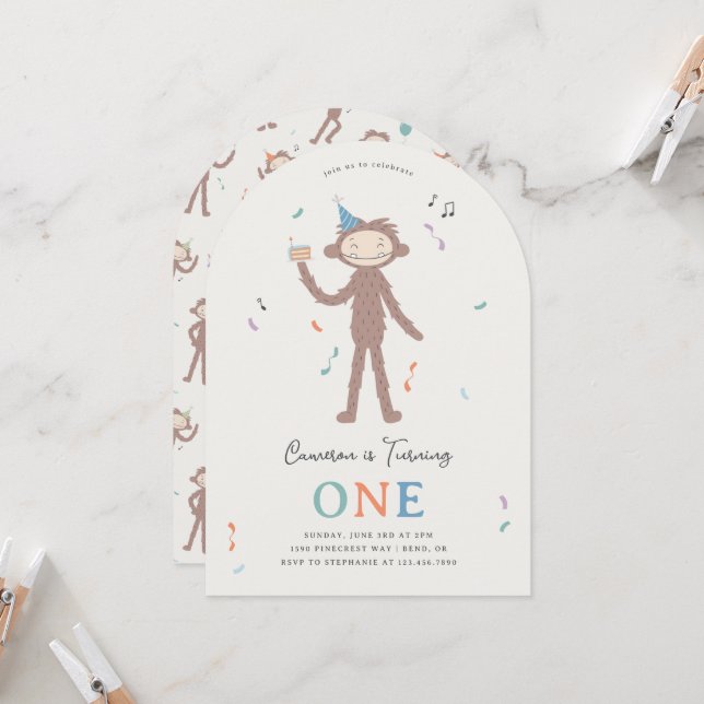 Slumberkins Bigfoot First Birthday Inbjudningar (Fram/Back In Situ)