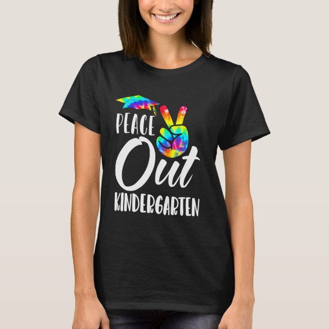 Slut på Kindergarten-inbjudan Peace 2022 Kids End  T Shirt (Framsida)
