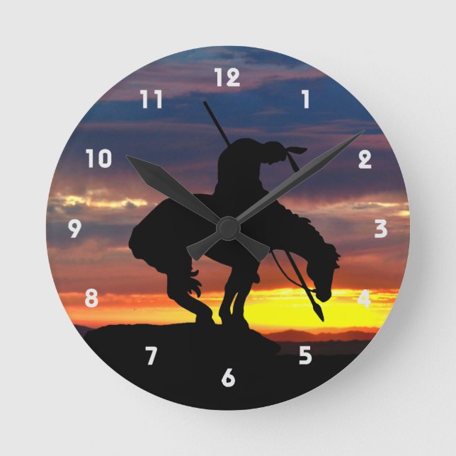 Slut på låset för den svarta vägglådan rund klocka (Framsida)