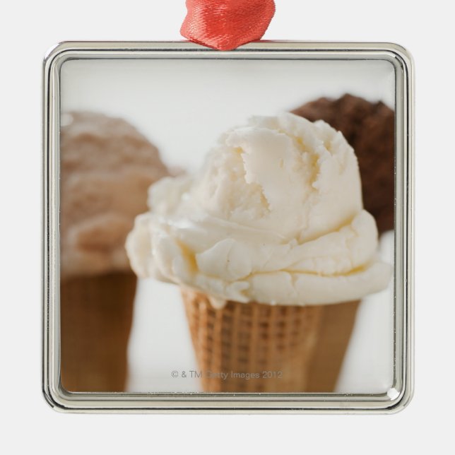 Slut upp av olika glasskottar julgransprydnad metall (Framsidan)