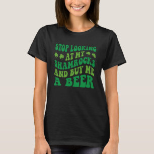 Sluta Tittar på mina skrapor och köpa mig ett ölst T Shirt