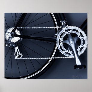 Slutet av cykeln kedjar, trampar och utrustar upp poster