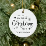 Slutlig första jul julgransprydnad keramik<br><div class="desc">Festive Black Typography,  min första jul,  prydnadsföremål. Funktioner,  malltext linjer för namn och år med matchande svartvit färg-säkerhetskopiering.</div>