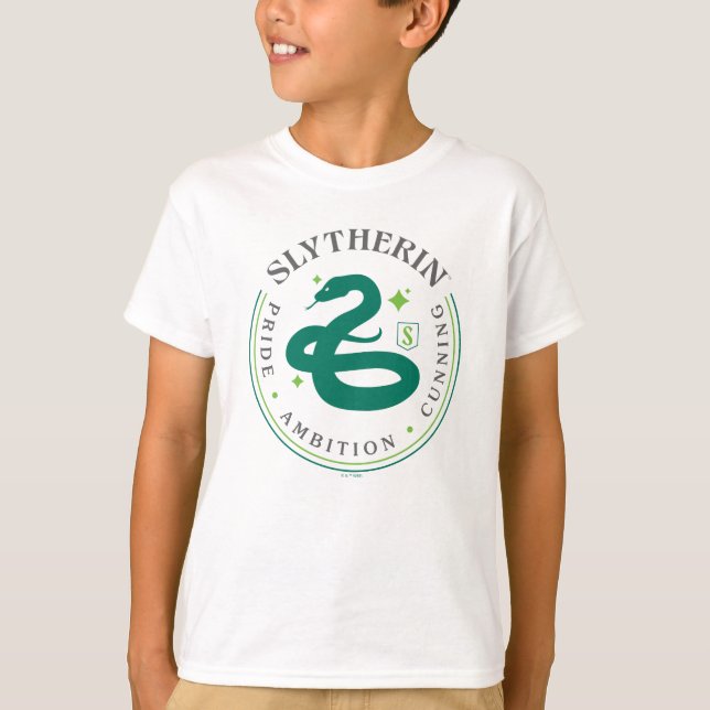 SLYTHERIN™ Grön Orm Hus Stolt Badge T Shirt (Framsida)