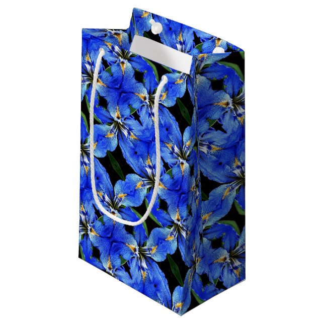 Sm Gift Bag Blue Iris (Framsidan Vinklad)