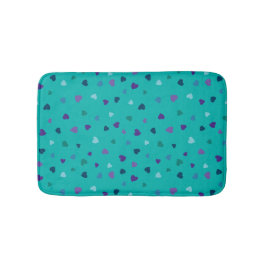 Små hjärtan, lila, turkos, blå på turkos badrumsmatta