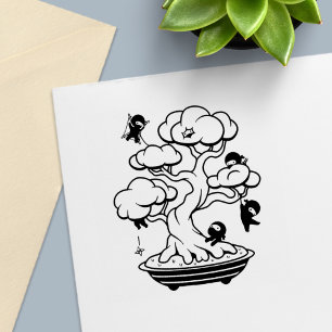 Små Ninjas i Bonsai Träd Självfärgande Stämpel