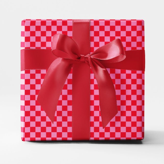 Små röda och rosa rutiga presentpapper (Small Red and Pink Checkered Wrapping Paper)