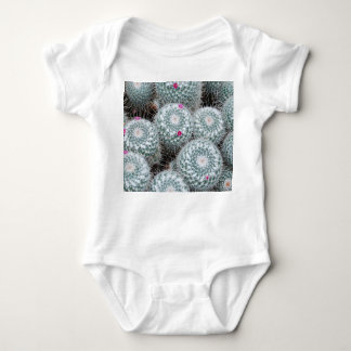 Små Rosa Flowers Cactus Plants T Shirt