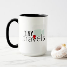 Små Travels Logotyp Mugg med kanalvärdar