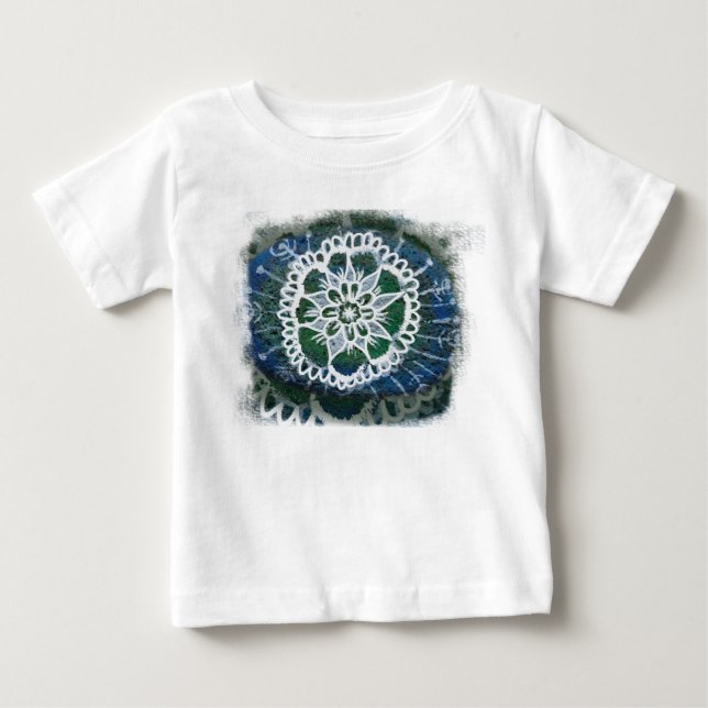 Småbarn Ruffle Tee White mandala blue-bakgrund (Framsida)