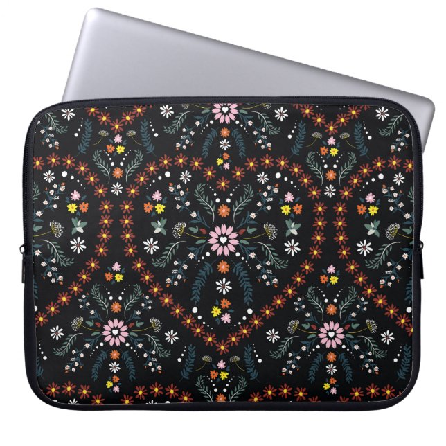 Småblommiga hjärta: fantasi, sömlös. laptop fodral (Framsidan)