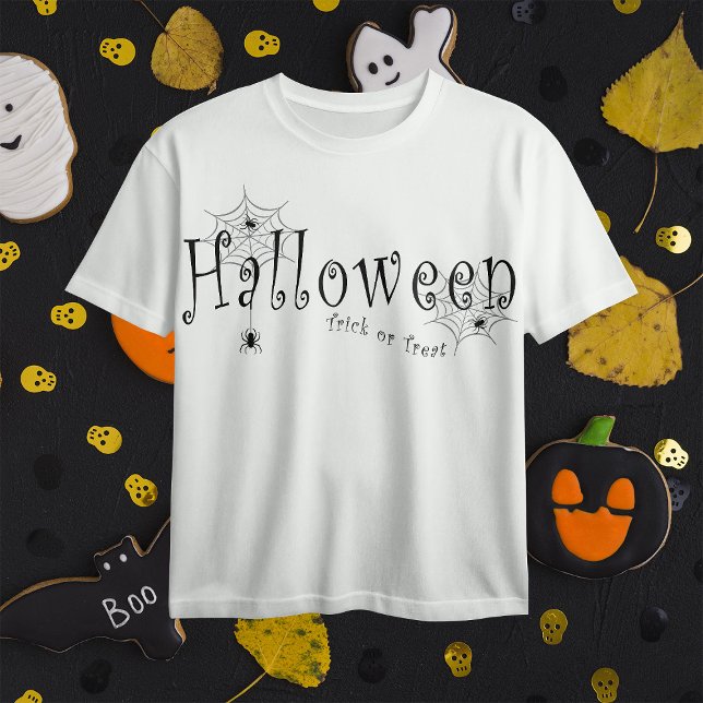 Smakfull skräck: Halloween spindelnätsdesign T Shirt (Skapare uppladdad)