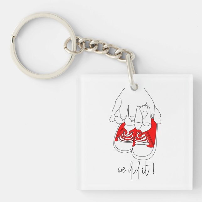 Smal händer och redo med små fötter för popning (Framsidan)