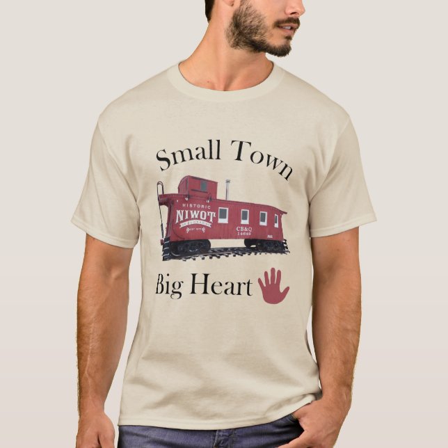 Small Town Big Heart-Manar-Shirt T Shirt (Framsida)
