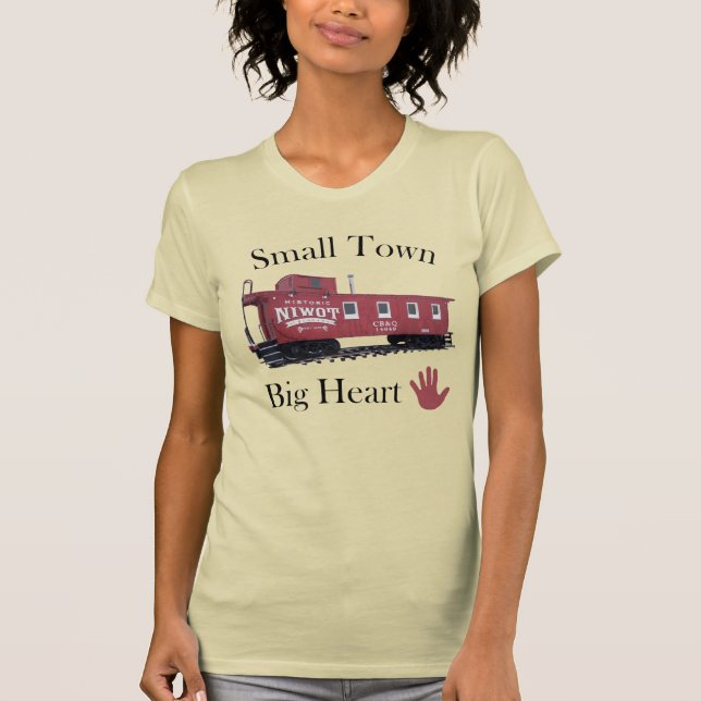 Small Town Big Heart-Womans T-Shirt (Framsida)