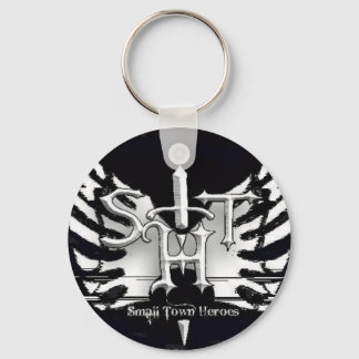 SMALL TOWN HEROES NYCKELRING