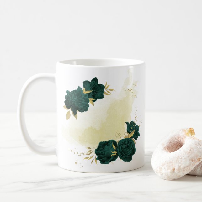 smaragdgröna blommor i guld kaffemugg (Med munk)