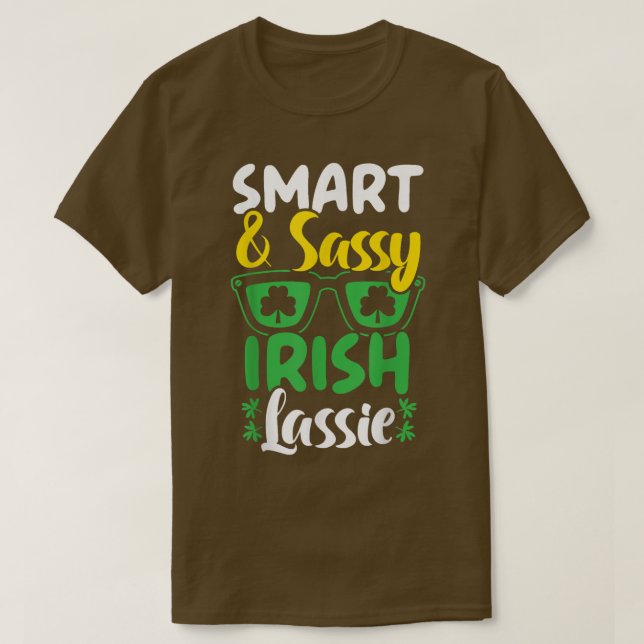 Smart och sassy Irish Lassie St T Shirt (Design framsida)