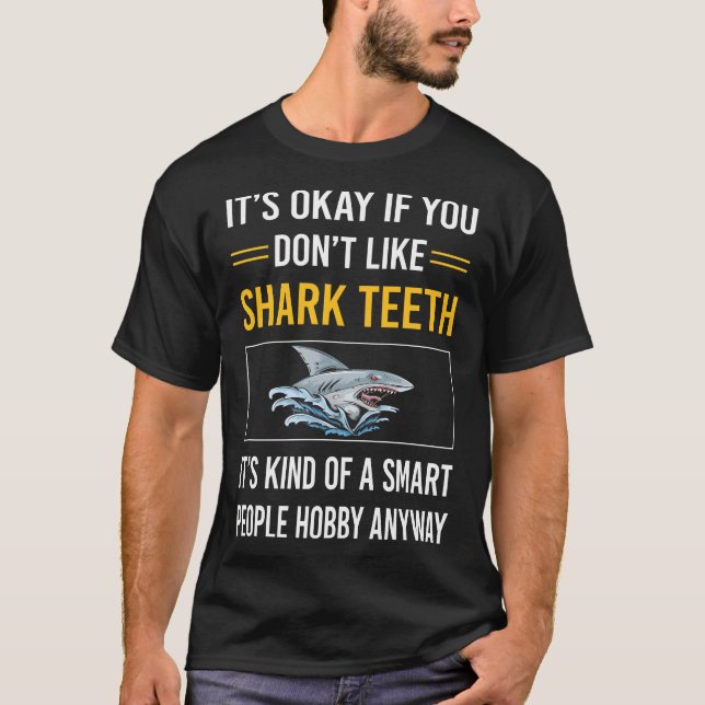 Smart People Shark Teeth T Shirt (Framsida)