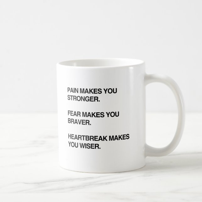 SMÄRTA GÖR DIG STARKARE.png Kaffemugg (Höger)