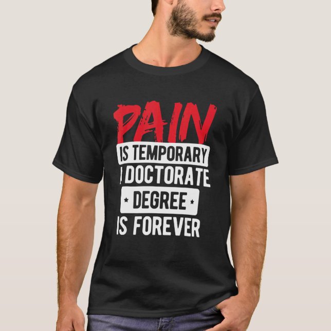Smärtan är en tillfällig doktorsgrad som är för lå t shirt (Framsida)